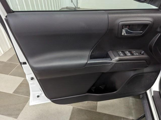 Photo of 2021 Wind Chill Pearl Toyota Tacoma