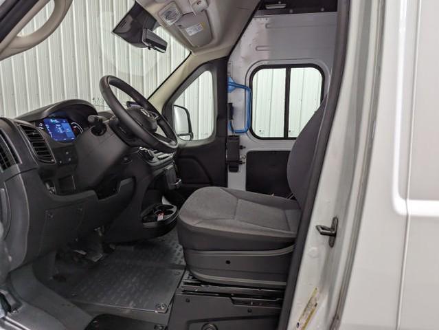 Photo of 2024 Bright White Clearcoat RAM ProMaster 3500