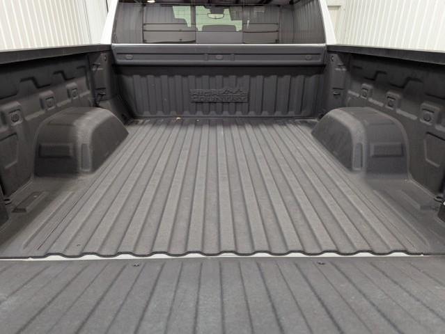 Photo of 2022 Iridescent Pearl Tricoat Chevrolet Silverado 1500