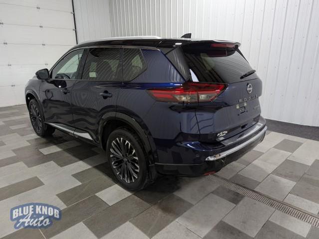 Photo of 2024 Deep Ocean Blue Pearl/Super Black Nissan Rogue
