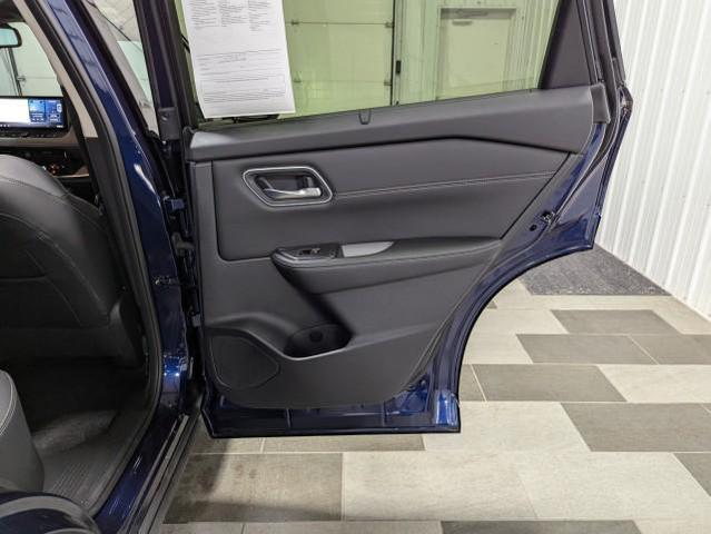 Photo of 2024 Deep Ocean Blue Pearl/Super Black Nissan Rogue