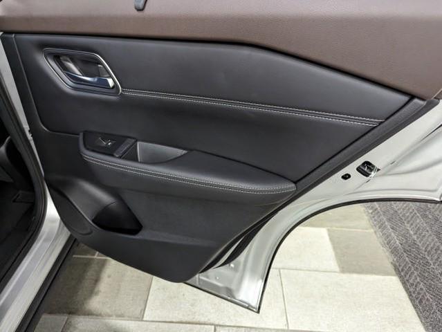 Photo of 2022 Brilliant Silver Metallic Nissan Rogue