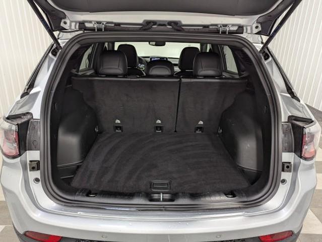 Photo of 2024 Silver Zynith Metallic Clearcoat Jeep Compass