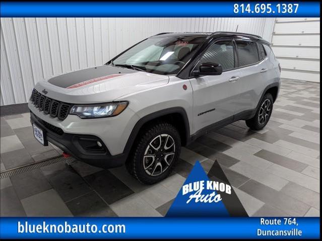 Photo of 2024 Silver Zynith Metallic Clearcoat Jeep Compass