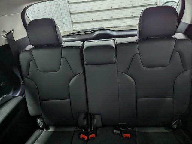 Photo of 2025 Ebony Black Kia Telluride