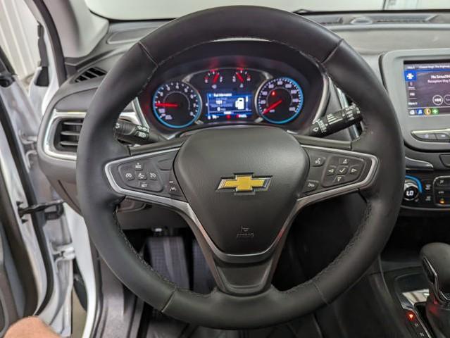 Photo of 2023 Summit White Chevrolet Equinox