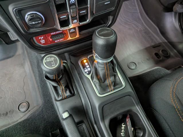 Photo of 2023 Granite Crystal Metallic Clearcoat Jeep Gladiator