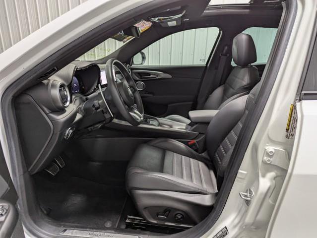 Photo of 2024 Alfa White Alfa Romeo Tonale