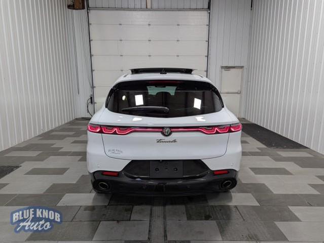 Photo of 2024 Alfa White Alfa Romeo Tonale