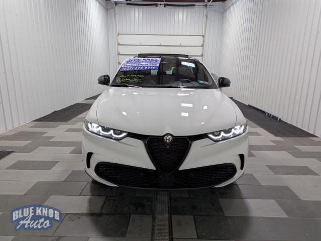 Photo of 2024 Alfa White Alfa Romeo Tonale