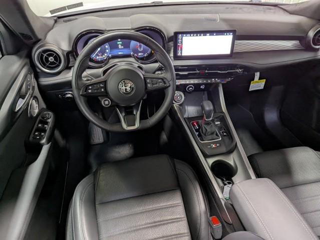 Photo of 2024 Alfa White Alfa Romeo Tonale