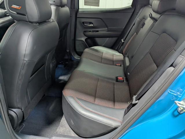 Photo of 2025 Arctic Ice Blue Metallic/Super Black Nissan Kicks