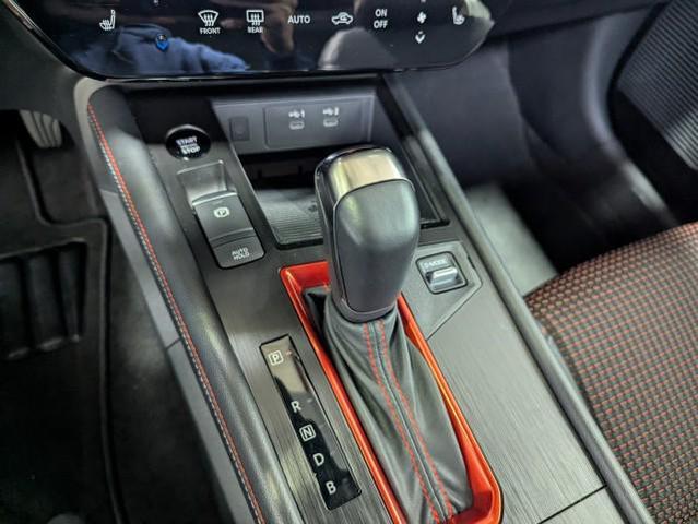 Photo of 2025 Arctic Ice Blue Metallic/Super Black Nissan Kicks