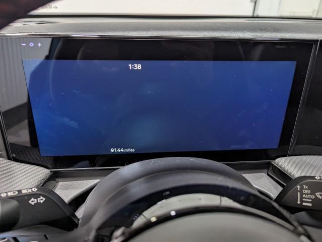 Photo of 2025 Arctic Ice Blue Metallic/Super Black Nissan Kicks