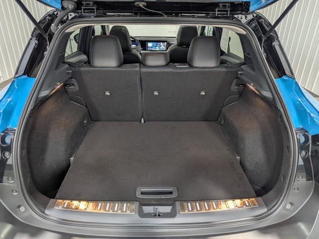 Photo of 2025 Arctic Ice Blue Metallic/Super Black Nissan Kicks