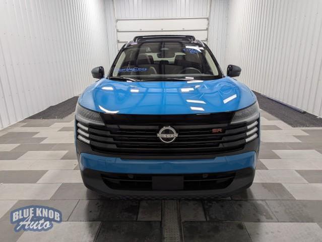 Photo of 2025 Arctic Ice Blue Metallic/Super Black Nissan Kicks