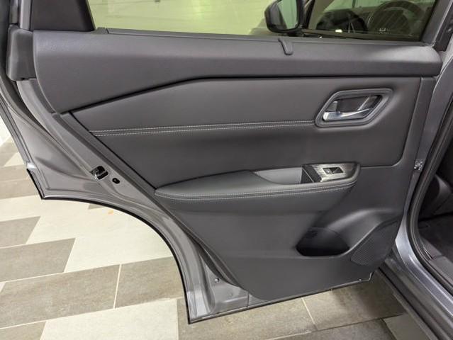 Photo of 2024 Gun Metallic Nissan Rogue