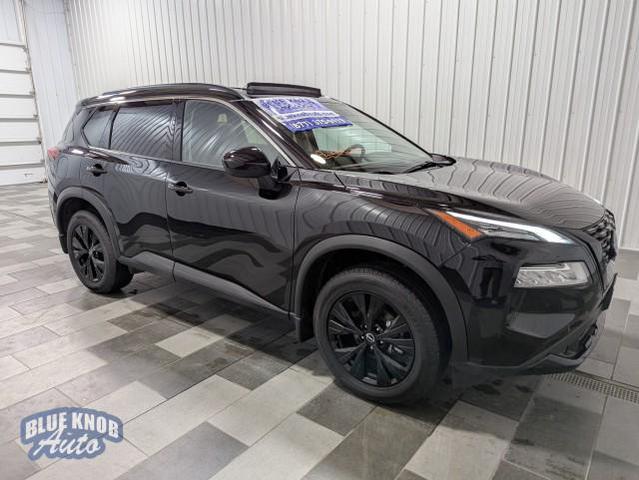 Photo of 2023 Super Black Nissan Rogue