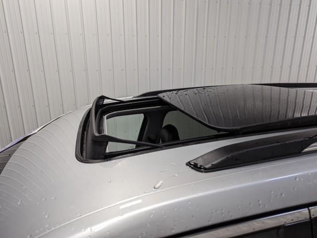 Photo of 2021 Silver Zynith Jeep Grand Cherokee L