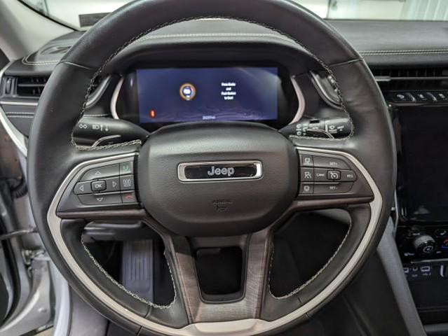 Photo of 2021 Silver Zynith Jeep Grand Cherokee L