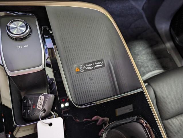 Photo of 2025 Ebony Twilight Metallic Buick Enclave