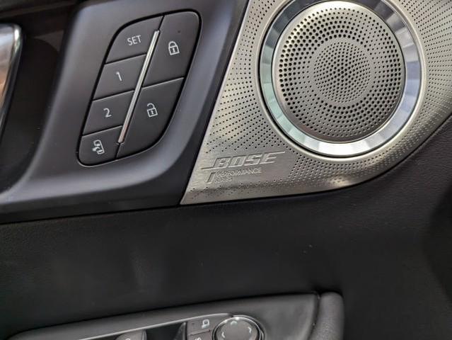 Photo of 2025 Ebony Twilight Metallic Buick Enclave