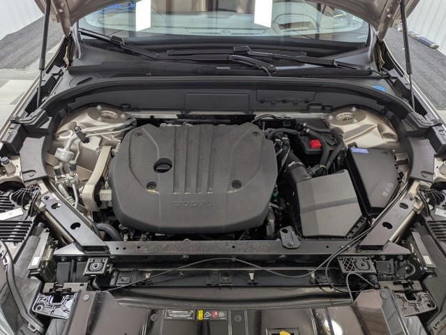 Photo of 2025 Bright Dusk Metallic Volvo XC60