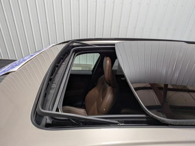 Photo of 2025 Bright Dusk Metallic Volvo XC60