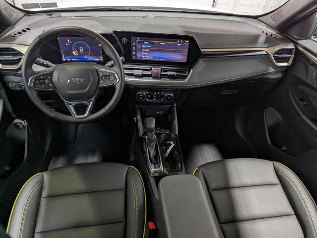 Photo of 2024 Summit White Chevrolet Trailblazer