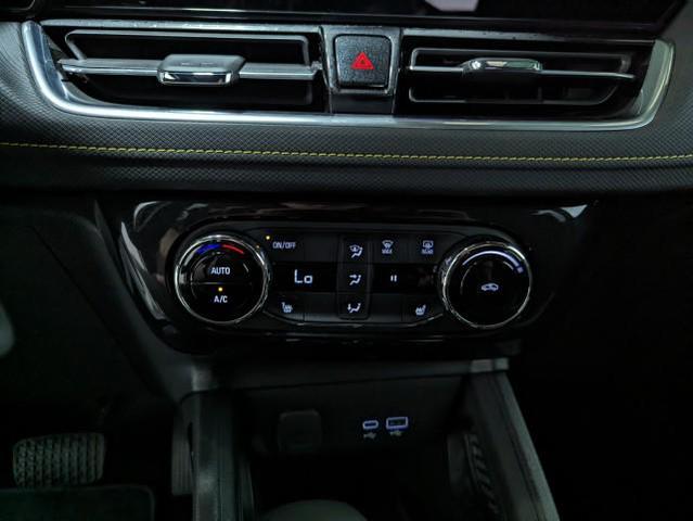 Photo of 2024 Summit White Chevrolet Trailblazer