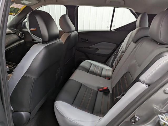 Photo of 2024 Gun Metallic Nissan Kicks