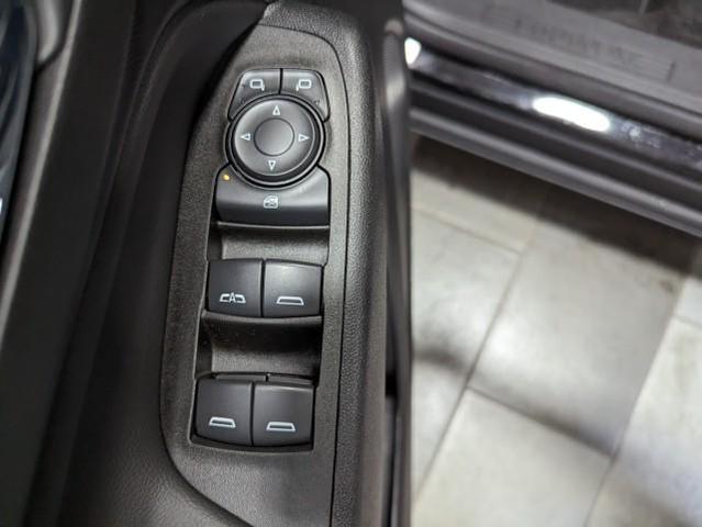 Photo of 2022 Mosaic Black Metallic Chevrolet Equinox