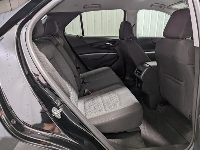 Photo of 2022 Mosaic Black Metallic Chevrolet Equinox