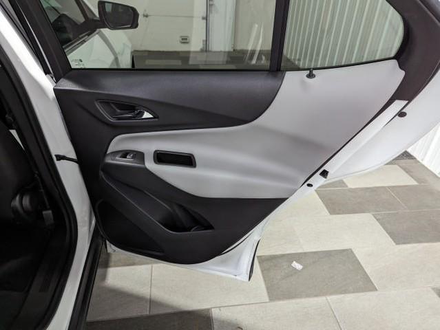 Photo of 2023 Summit White Chevrolet Equinox
