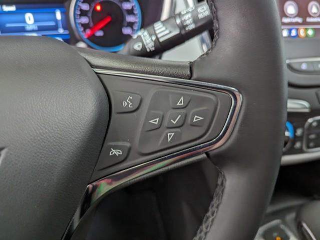 Photo of 2023 Summit White Chevrolet Equinox