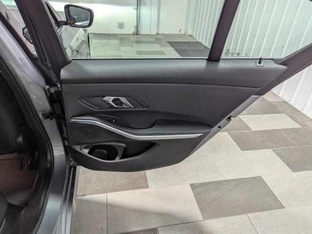 Photo of 2024 GRAY BMW 330