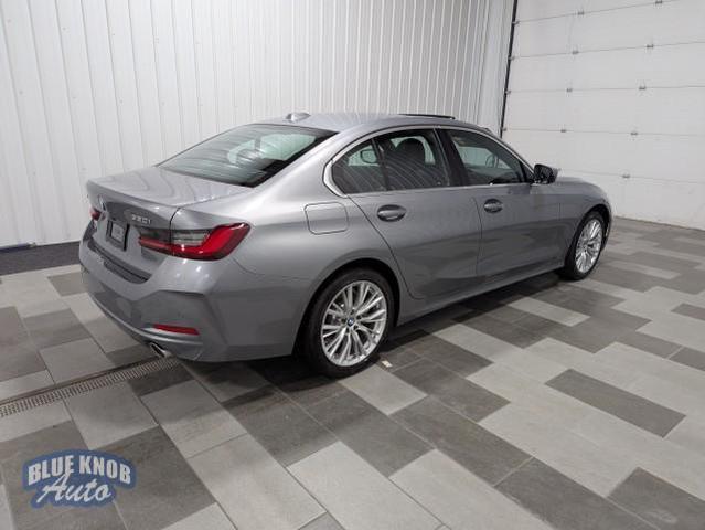 Photo of 2024 GRAY BMW 330