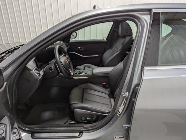 Photo of 2024 GRAY BMW 330