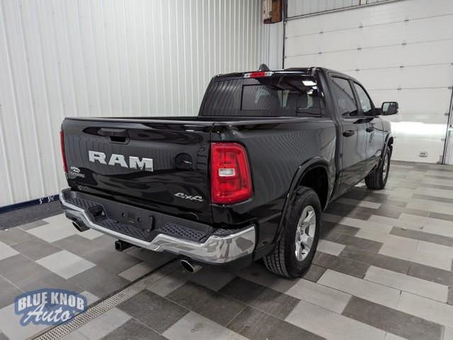 Photo of 2025 Diamond Black Crystal Pearlcoat RAM 1500