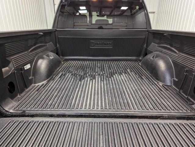 Photo of 2025 Diamond Black Crystal Pearlcoat RAM 1500