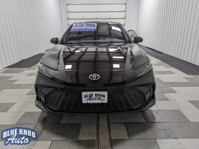 Photo of 2025 Midnight Black Metallic Toyota Camry