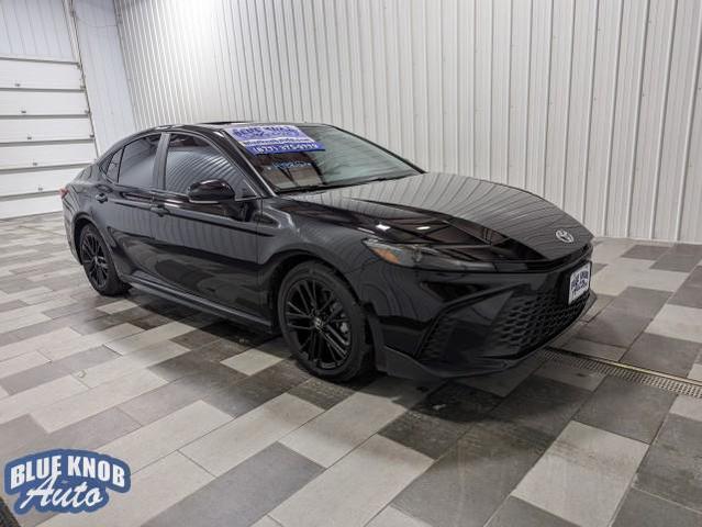 Photo of 2025 Midnight Black Metallic Toyota Camry