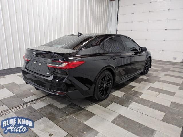 Photo of 2025 Midnight Black Metallic Toyota Camry