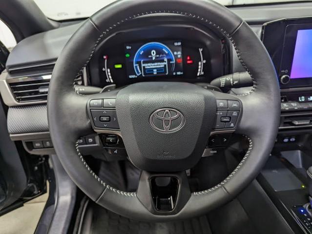 Photo of 2025 Midnight Black Metallic Toyota Camry
