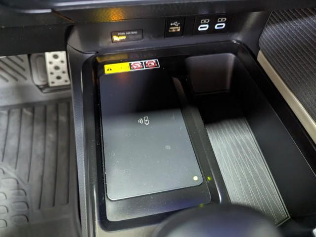 Photo of 2025 Midnight Black Metallic Toyota Camry