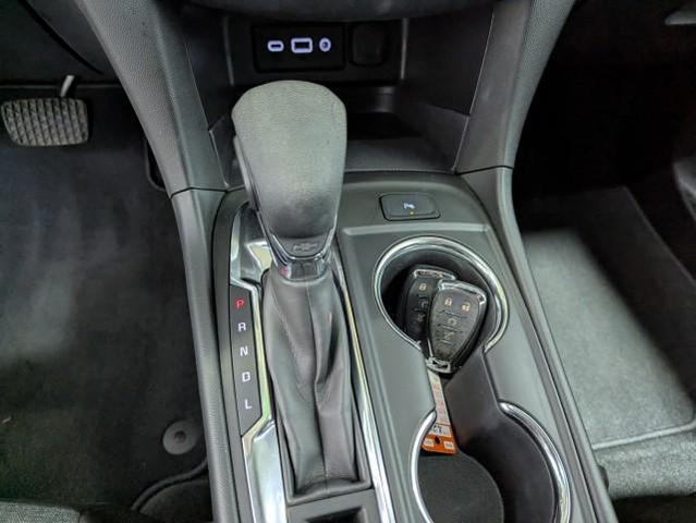 Photo of 2022 Mosaic Black Metallic Chevrolet Equinox