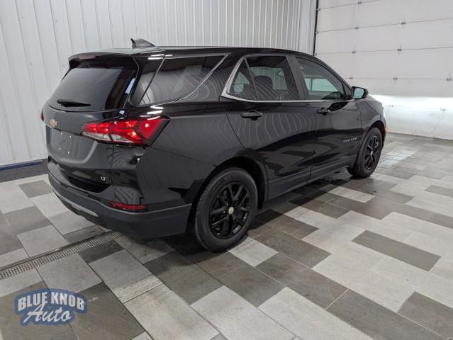 Photo of 2022 Mosaic Black Metallic Chevrolet Equinox