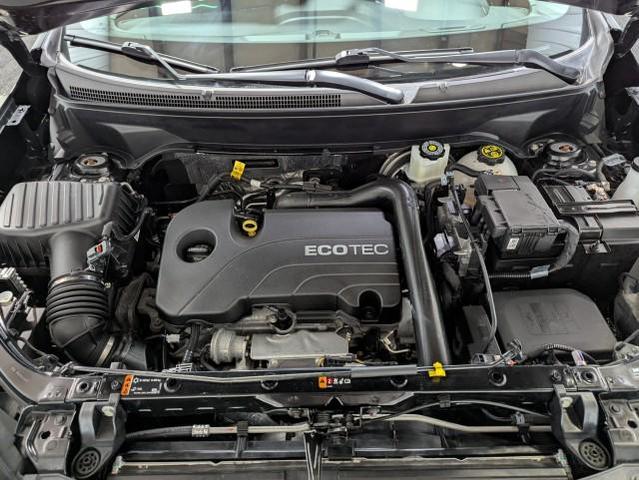 Photo of 2022 Mosaic Black Metallic Chevrolet Equinox