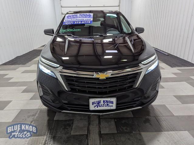 Photo of 2022 Mosaic Black Metallic Chevrolet Equinox