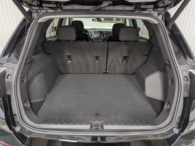 Photo of 2022 Mosaic Black Metallic Chevrolet Equinox